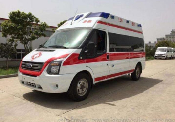 尼勒克县救护车租赁